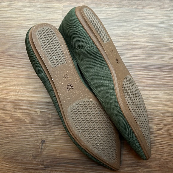 Never worn Rothy’s - Picture 2 of 4